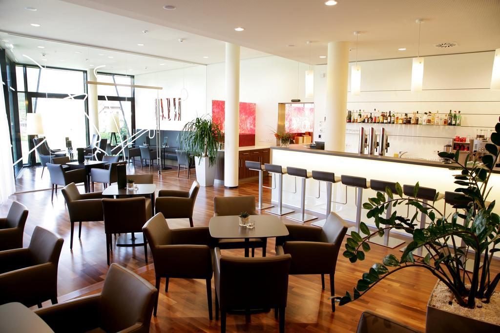 Spa Hotel Bruendl บาด ลีออนเฟลเดน ภายนอก รูปภาพ